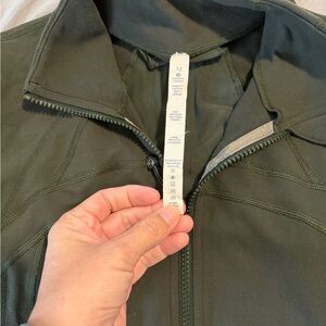 Women’s Lululemon Green Jacket